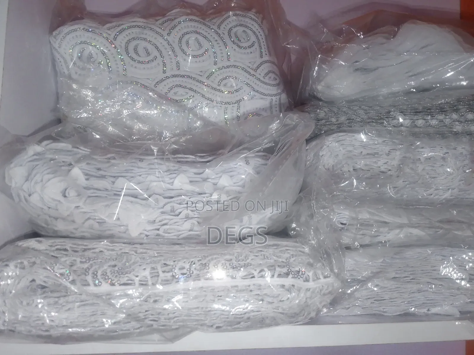 Garment Accessories & Materials.