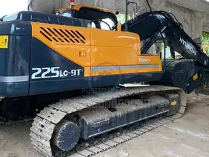 Hyundai R225-9t Excavator 2023