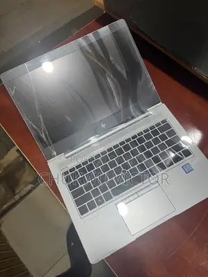 Laptop HP EliteBook 830 G6 8GB Intel Core i5 SSD 256GB