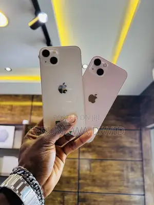 New Apple iPhone 15 256 GB White