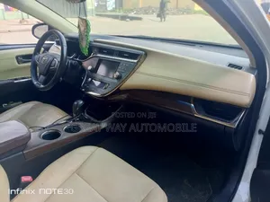 Toyota Avalon 2014 White