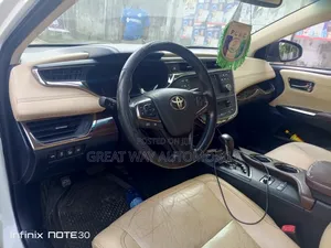 Toyota Avalon 2014 White