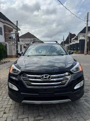 Hyundai Santa Fe 2014 Black