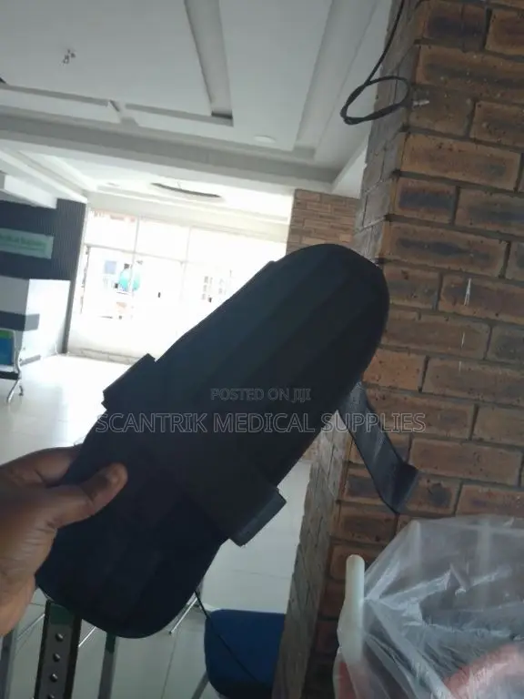 Reusable Ankle Brace for Regular Support