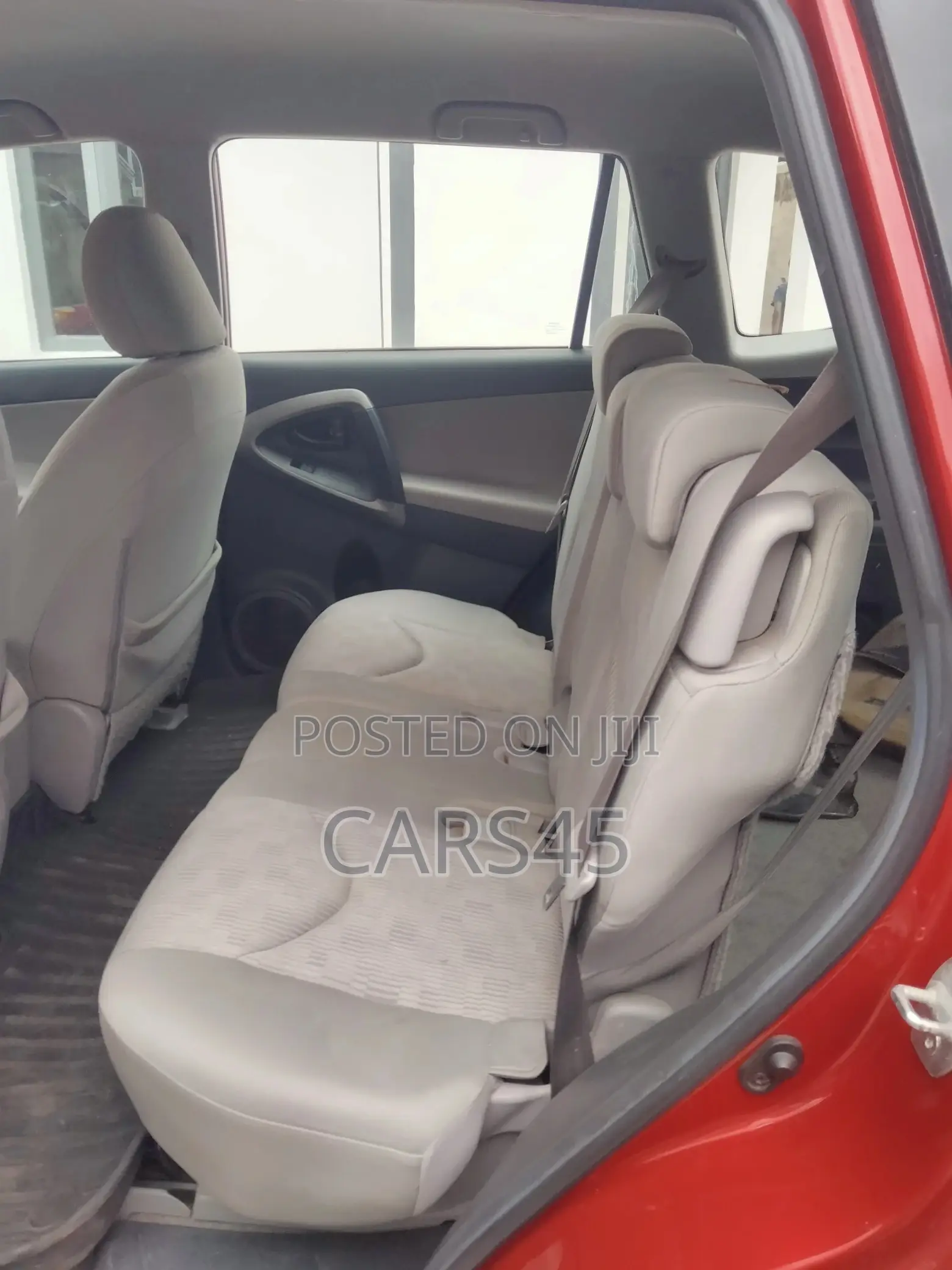 Toyota RAV4 2010 Red