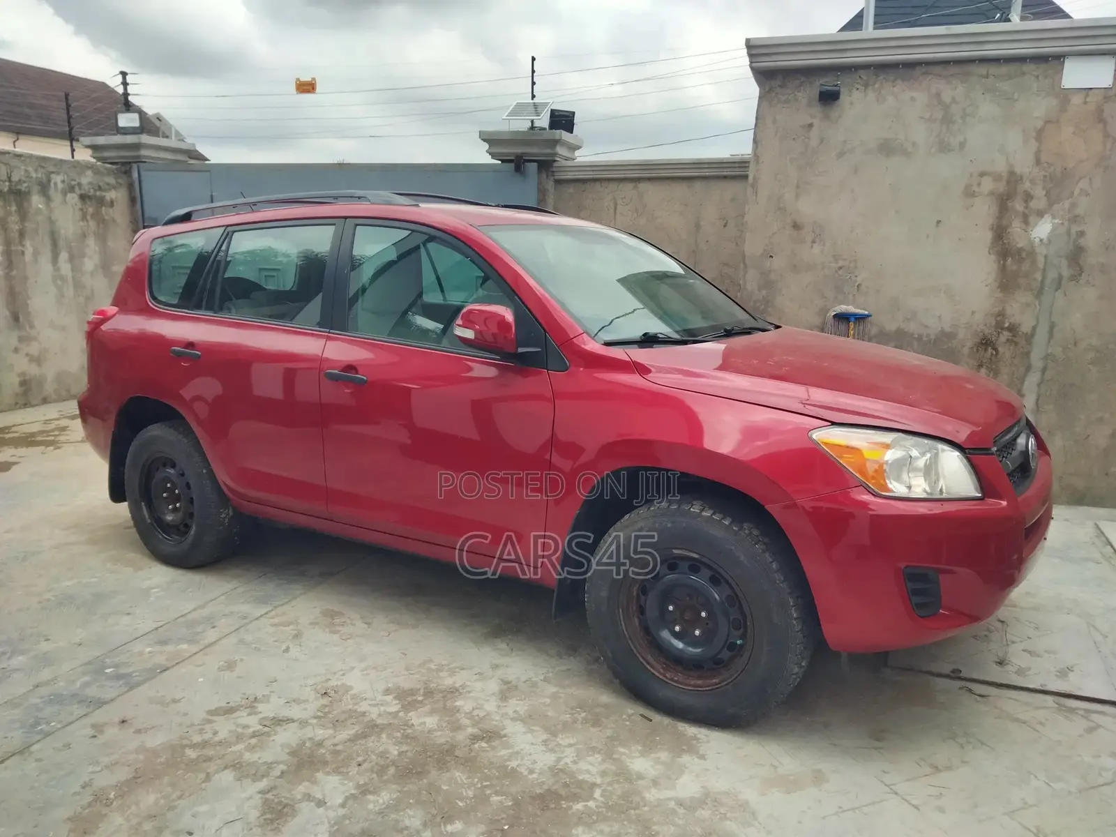 Toyota RAV4 2010 Red