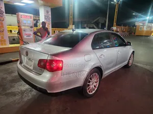 Volkswagen Jetta TDI 2010 Silver