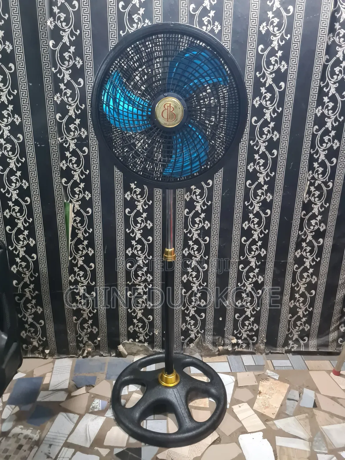 OX 18 Inches Rubber/Plastic Standing Fan
