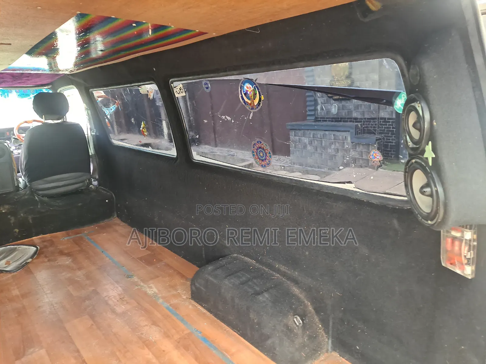 Toyota HiAce 2004 Pink
