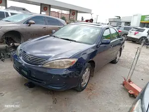 Toyota Camry 2004 Blue