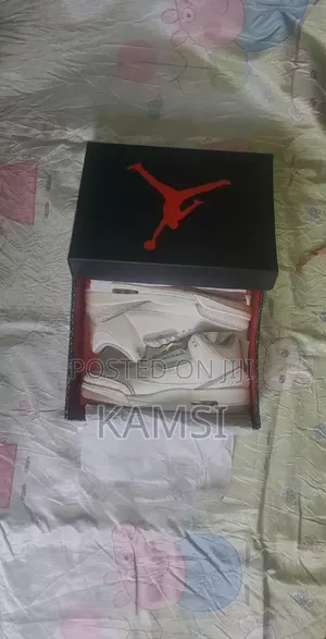 Nike Air Jordan 3 Retro