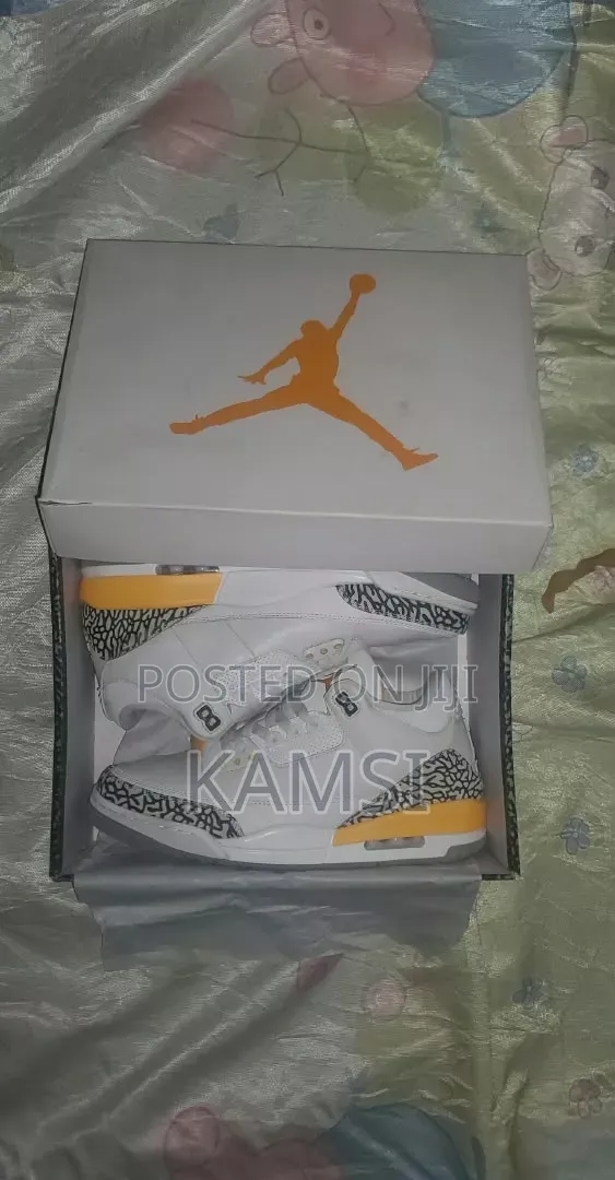 Nike Air Jordan 3 Retro