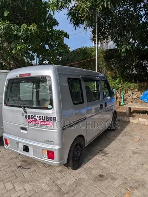Suzuki APV Minibus 2012 Silver