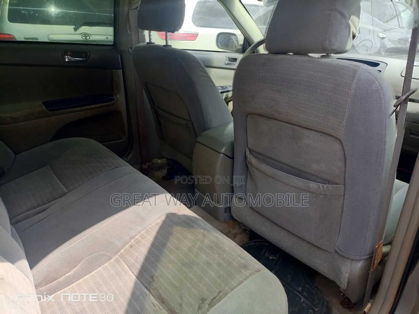 Toyota Camry 2005 Gray