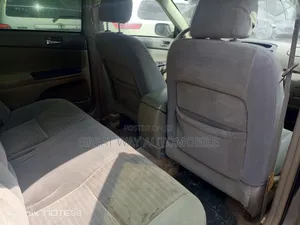 Toyota Camry 2005 Gray