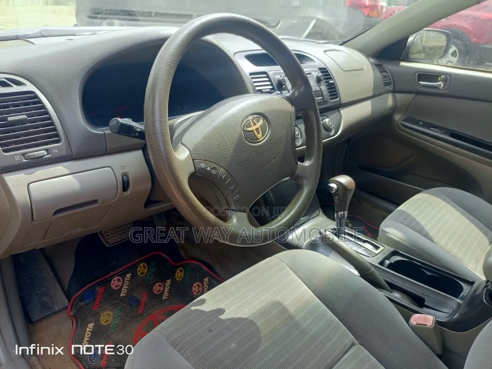 Toyota Camry 2005 Gray