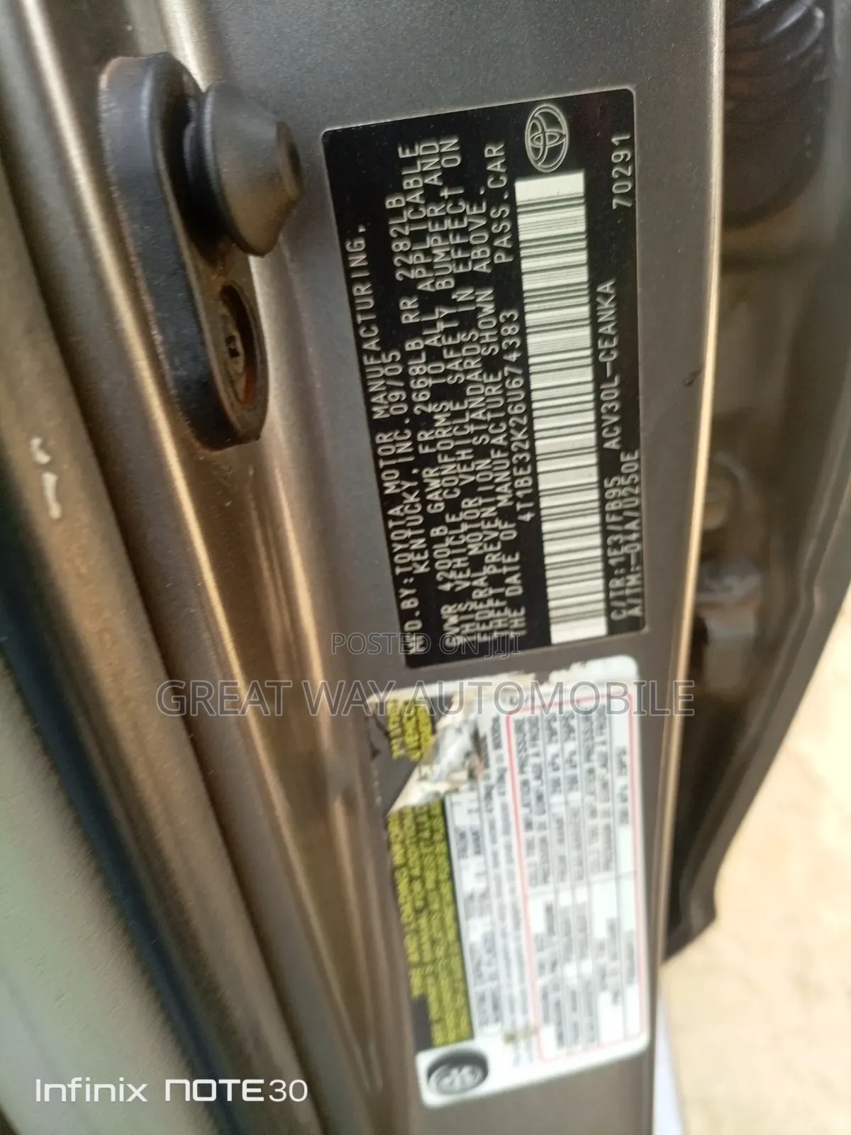 Toyota Camry 2005 Gray