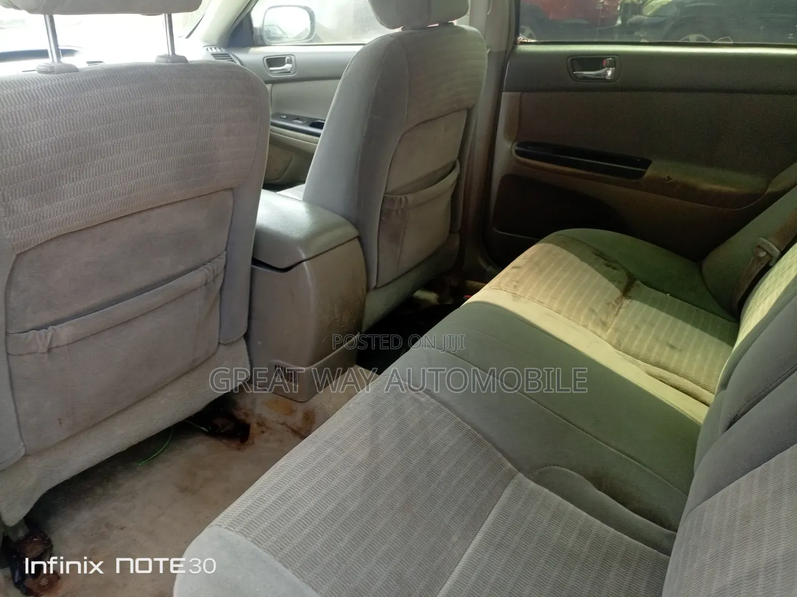 Toyota Camry 2005 Gray
