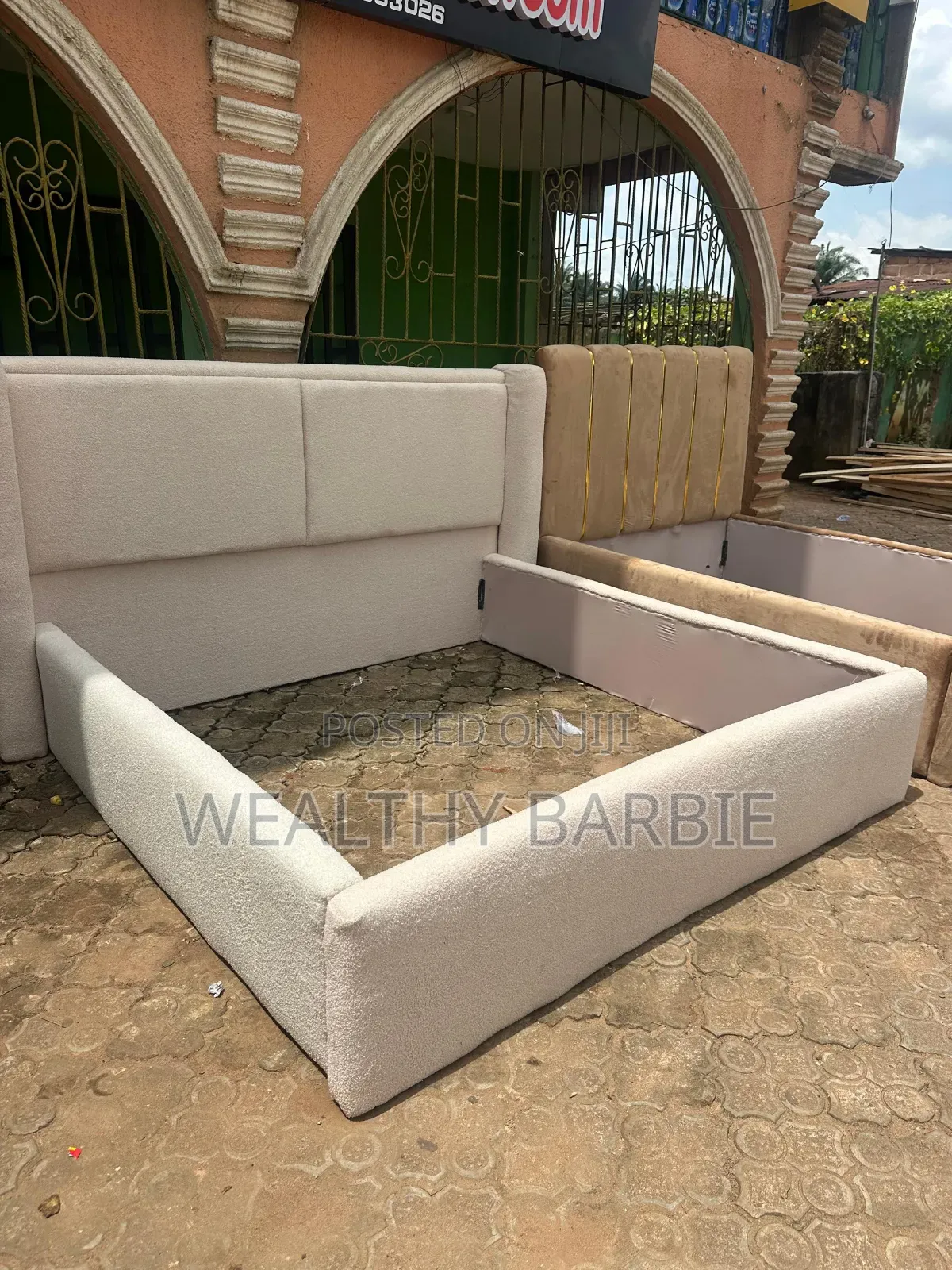 6x6 Bedframe