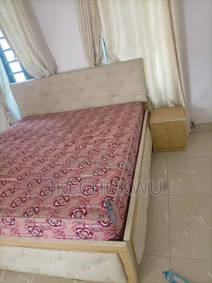 Matrass and Bedframe