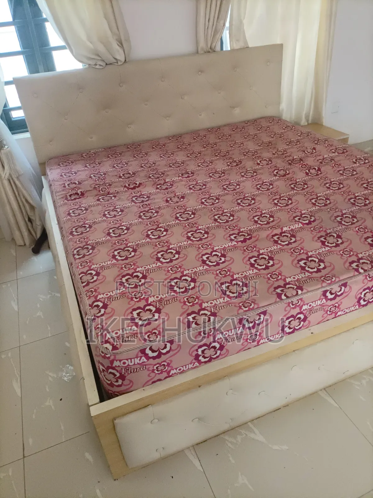 Matrass and Bedframe