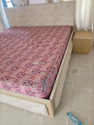 Matrass and Bedframe