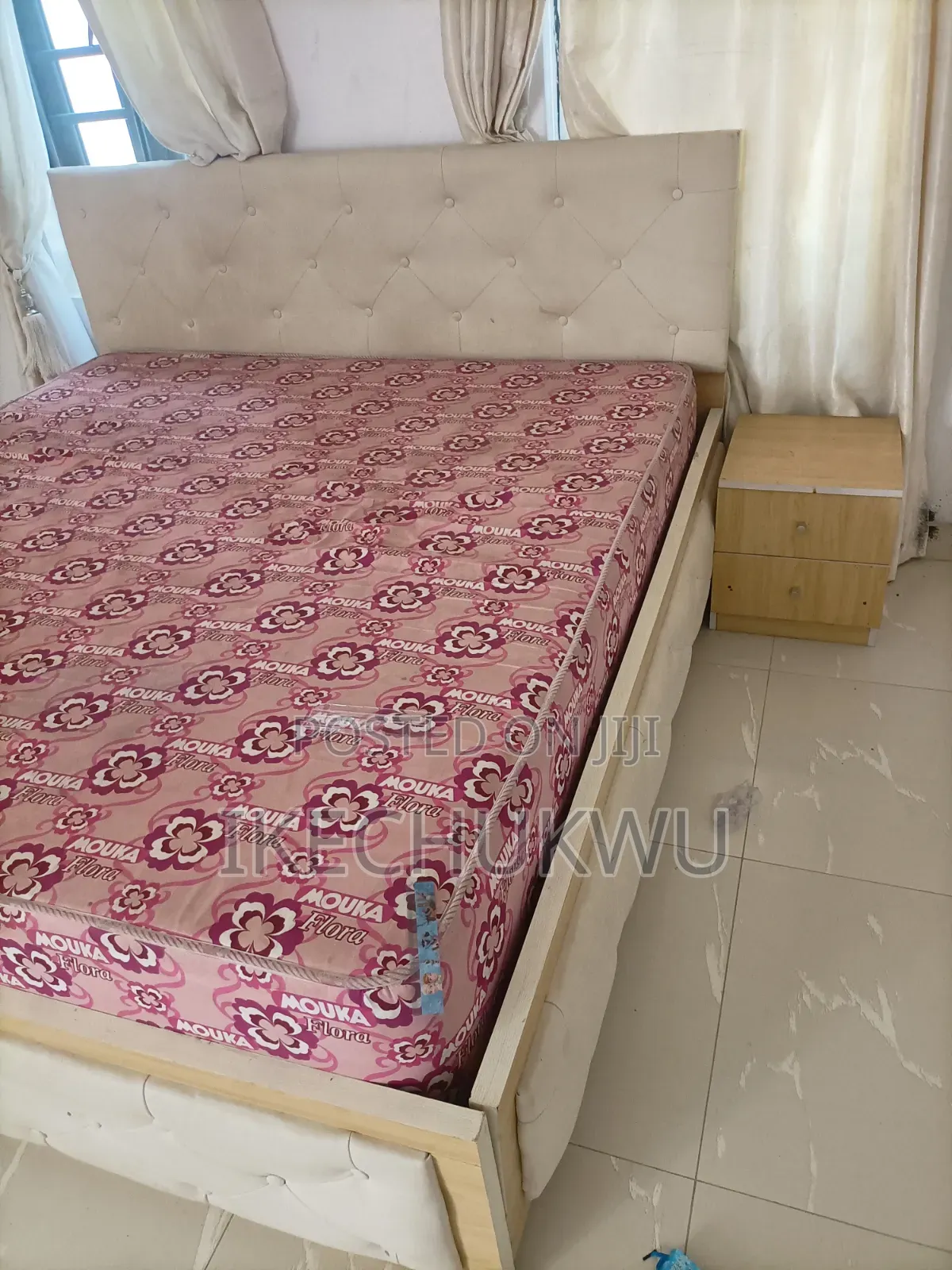 Matrass and Bedframe