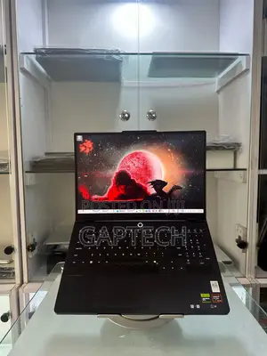 Laptop Lenovo 16GB AMD Ryzen 9 SSD 1T