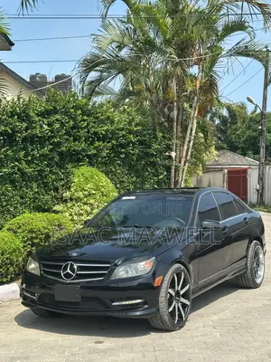 Mercedes-Benz C300 2010 Black