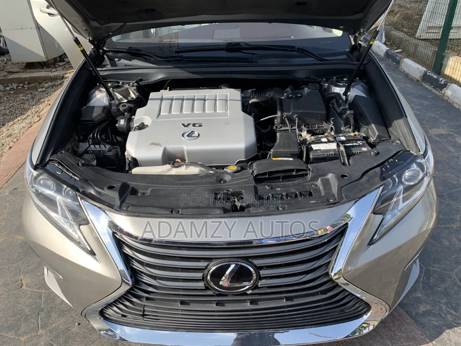 Lexus ES 2017 Gray