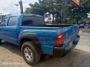 Toyota Tacoma 2010 Blue