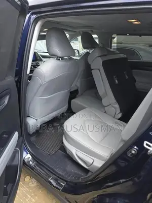 New Toyota Highlander XLE 2025 Blue