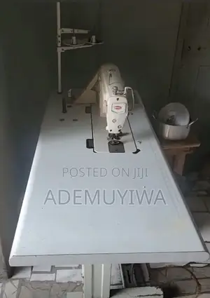 Industrial Sewing Machine