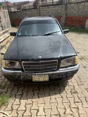 Mercedes-Benz C180 2003 Black