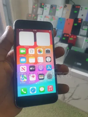 Apple iPhone SE 64 GB White