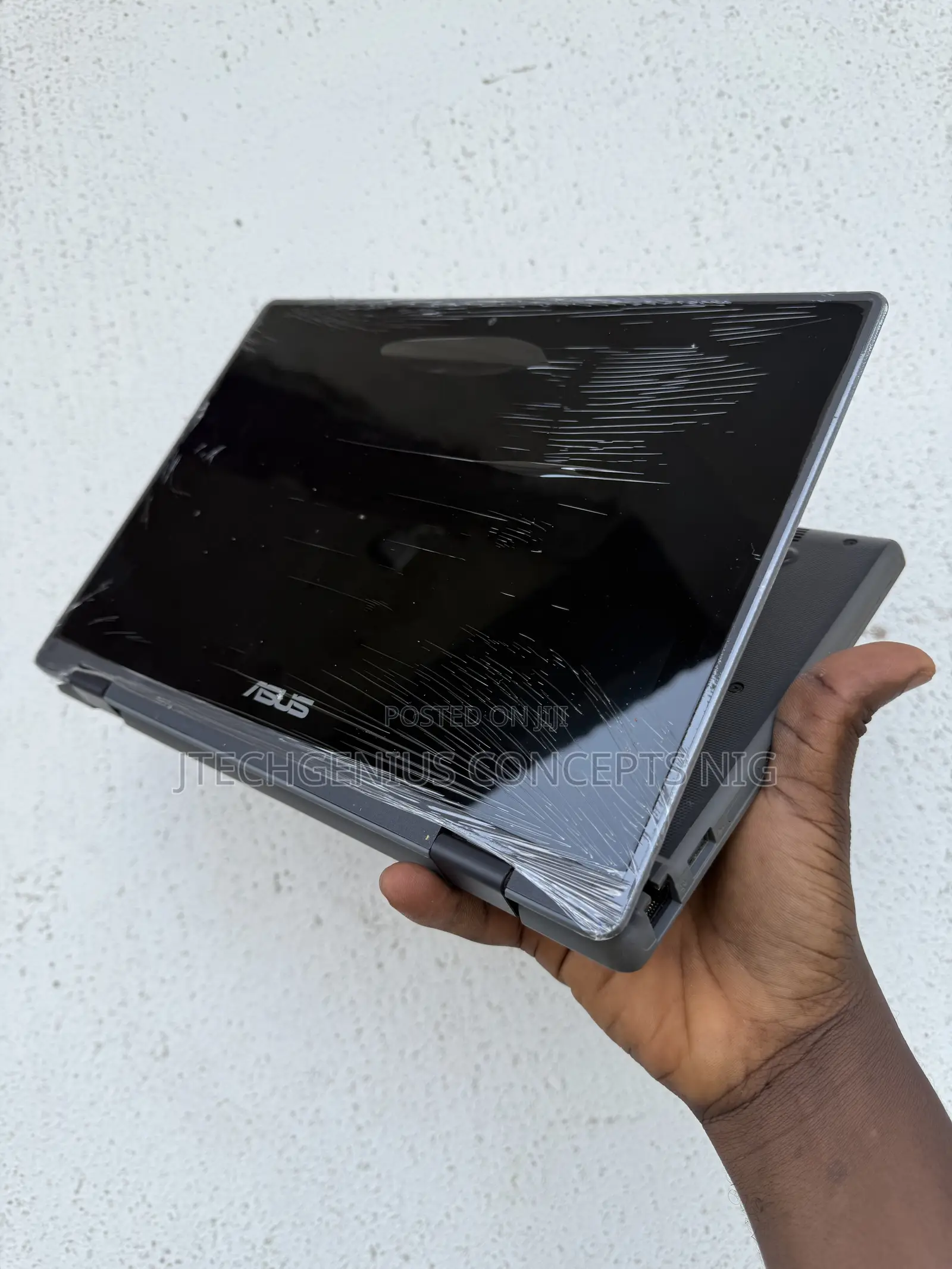 Laptop Asus 4GB Intel Celeron eMMC 128GB