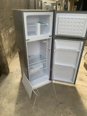 SKYRUN Stylish 200L Double Door Fridge