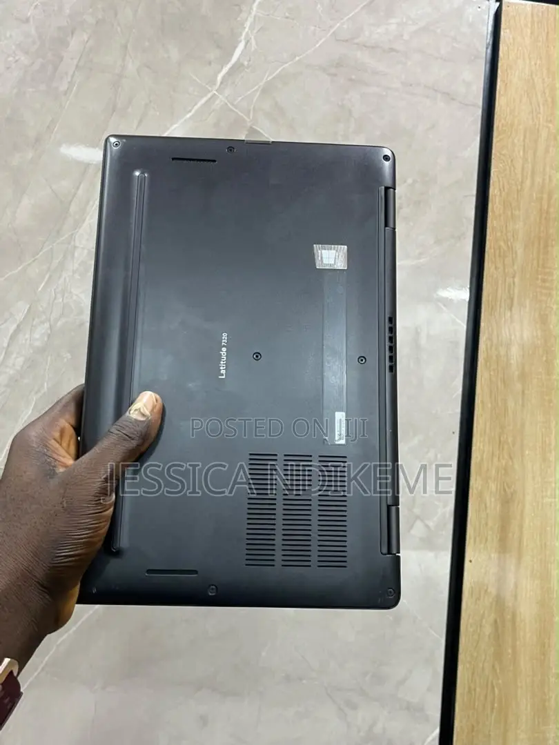 Laptop Dell Latitude 7320 8GB Intel Core i7 SSD 256GB