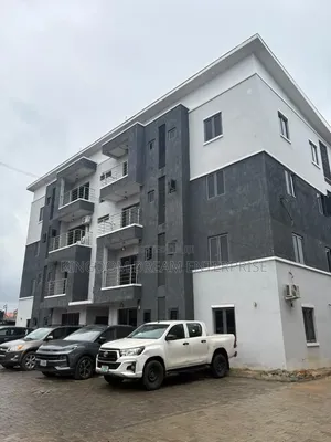 3bdrm Apartment in Ilupeju for sale
