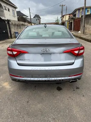 Hyundai Sonata Sport 4dr Sedan (2.4L 4cyl 6A) 2015 Blue