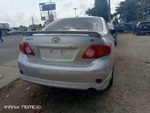 Toyota Corolla 2008 Silver