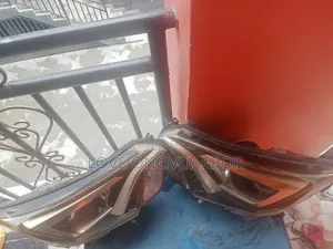 RAV4 Headlamp