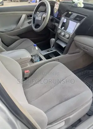 Toyota Camry 2011 Silver