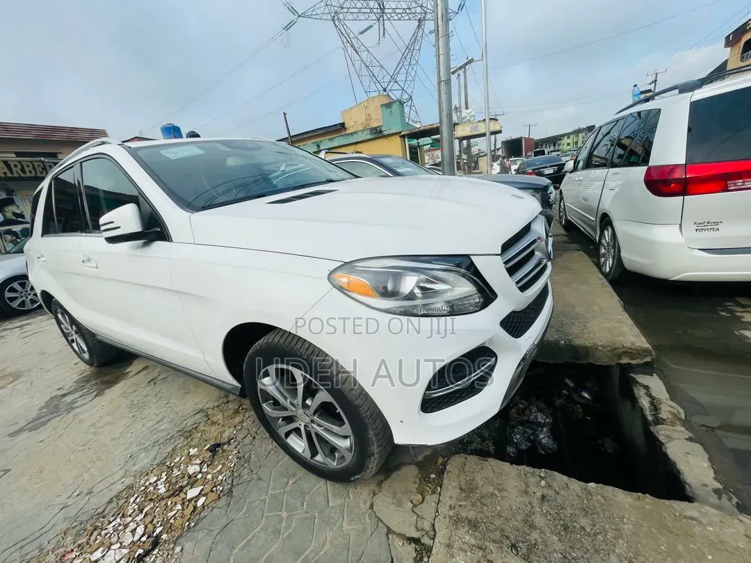 Mercedes-Benz GLE-Class 2016 White