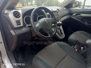 Pontiac Vibe 2010 Silver