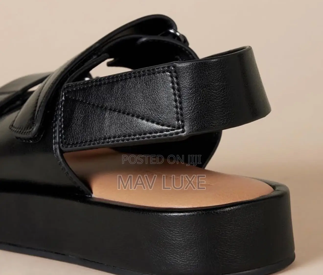 Amazon Essentials Women’s Adjustable Triple Strap Flat Platform Sandal