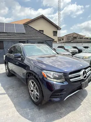 Mercedes-Benz GLC-Class 2016 Blue