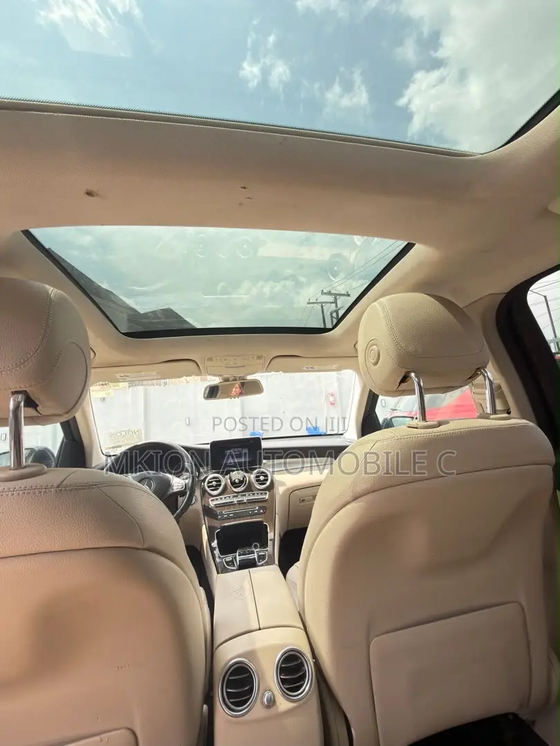 Mercedes-Benz GLC-Class 2016 Blue