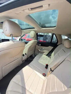 Mercedes-Benz GLC-Class 2016 Blue