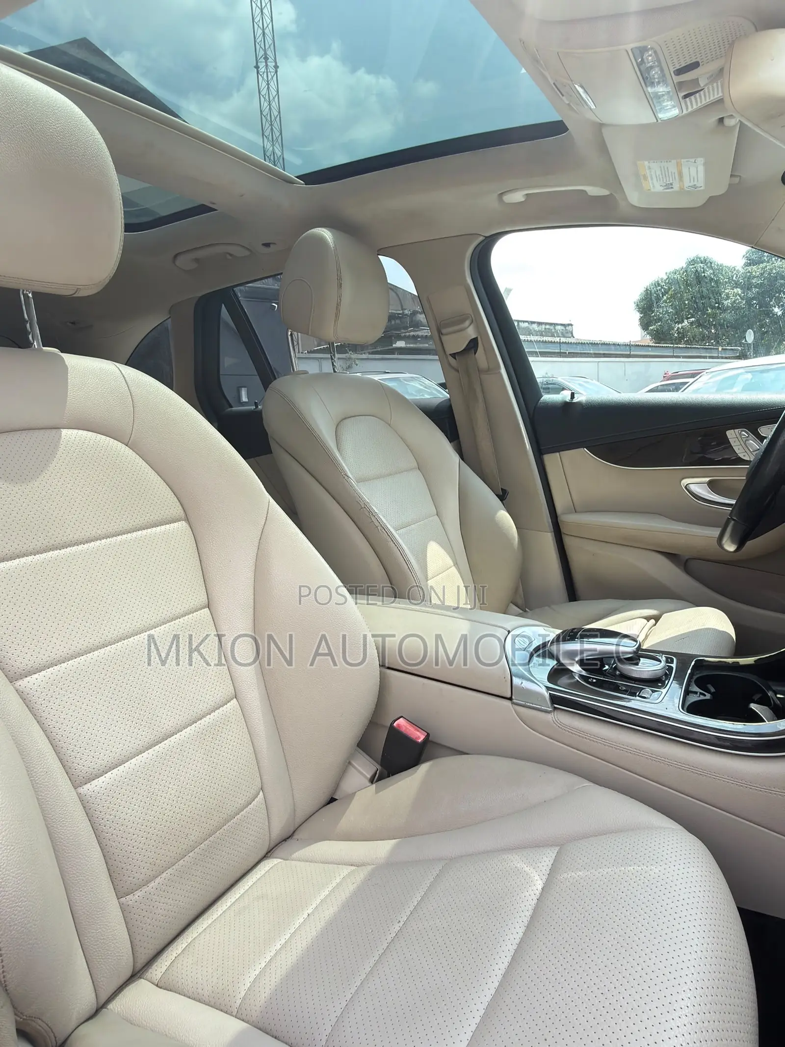 Mercedes-Benz GLC-Class 2016 Blue